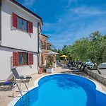 Daire In Near Jadrena *